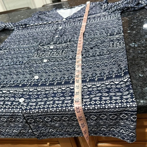 Coofandy patterned  women tunic - Picture 3 of 6